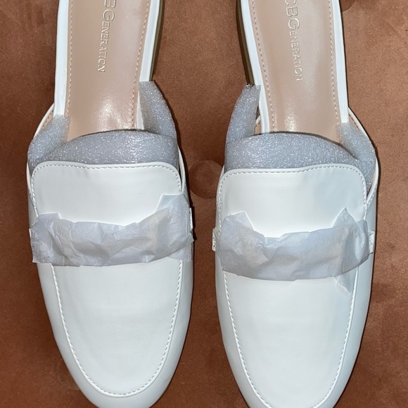 BCBGeneration zorie loafer size 10M/41 bright white - Picture 8 of 16